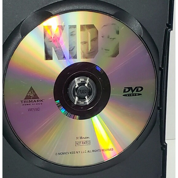 Unrated Kids (DVD, 2000) Larry Clark Cult Film Collectible Movie Drama 90s RARE - Picture 2 of 5